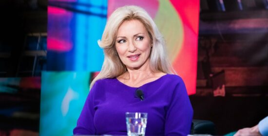Kateřina Brožová (1. 2. 2022, Malostranská beseda) - 7 pádů Honzy Dědka